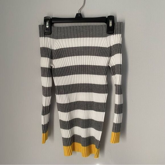 Bailey 44 Off The Shoulder Ribbed Long Sleeve Color Block Sweater - Picture 1 of 3